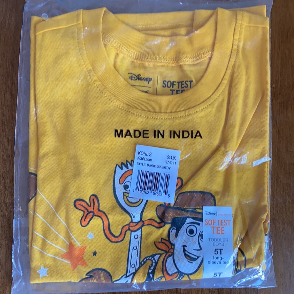 5 for $20! Disney / Pixar Toy Story 4 Toddler Boy Graphic Tee - Picture 4 of 4